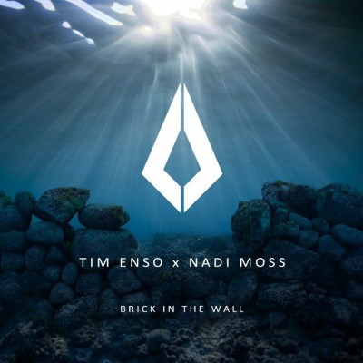 Tim Enso & Nadi Moss – Brick in the Wall