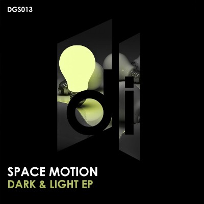 Space Motion – Dark & Light